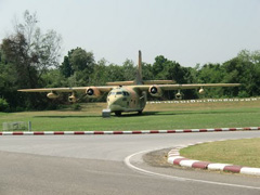 713/L4k-17/18 Fairchild C-123K Provider