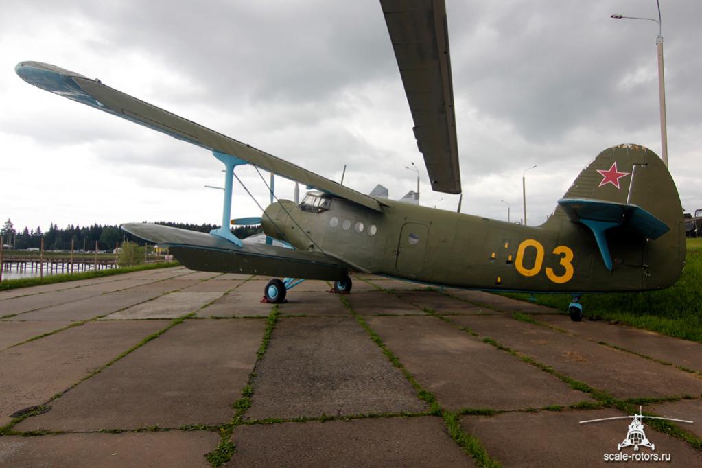 Antonov An-2 03 Sovjet Air Force