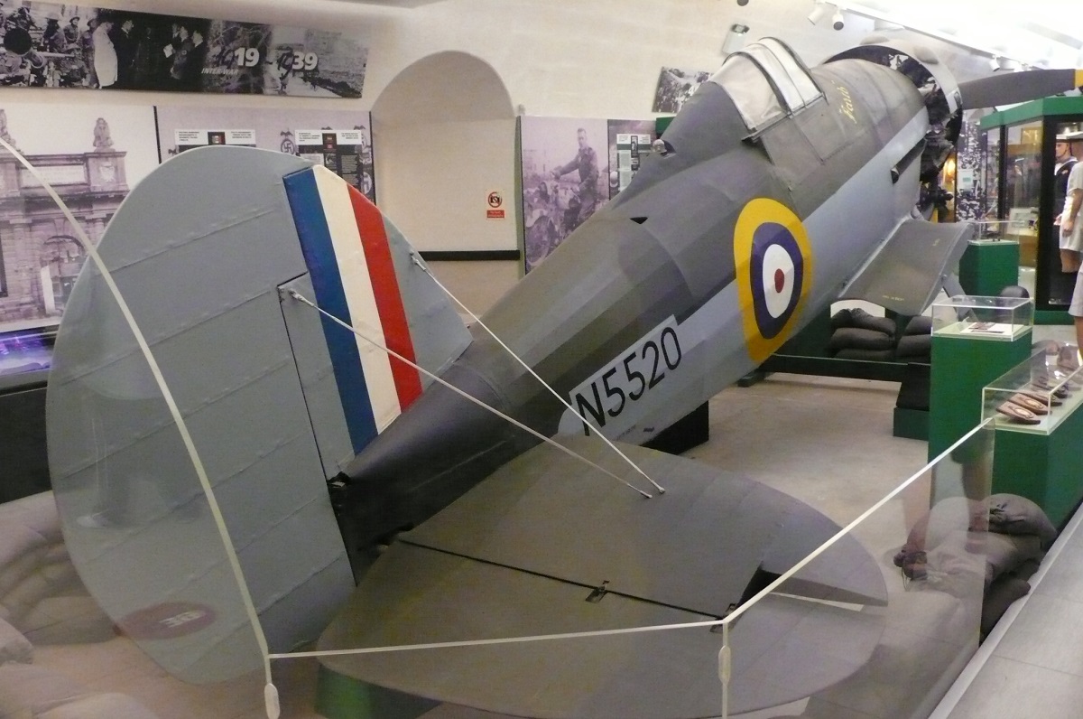 N5520 Gloster Sea Gladiator II Royal Navy