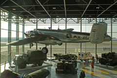 North American B-25J Mitchell M-464