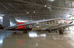 Douglas C-47A Dakota 42-93797/BW-L