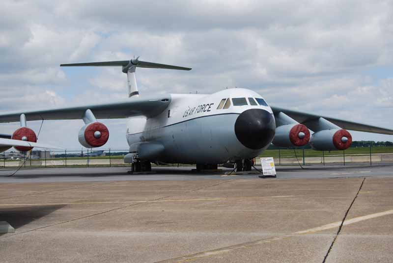 61-2775 Lockheed NC-141A Starlifter